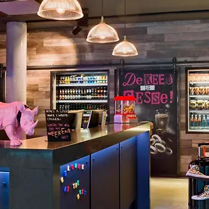 Moxy Frankfurt East Hotel Francoforte sul Meno